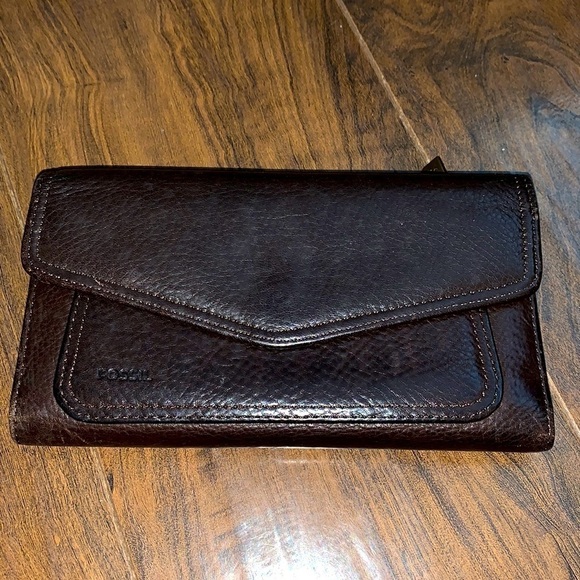 Vintage Fossil Leather Wallet - Picture 1 of 9